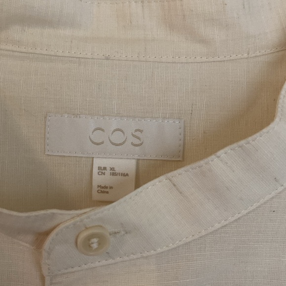 COS short sleeve four button casual - Picture 2 of 3